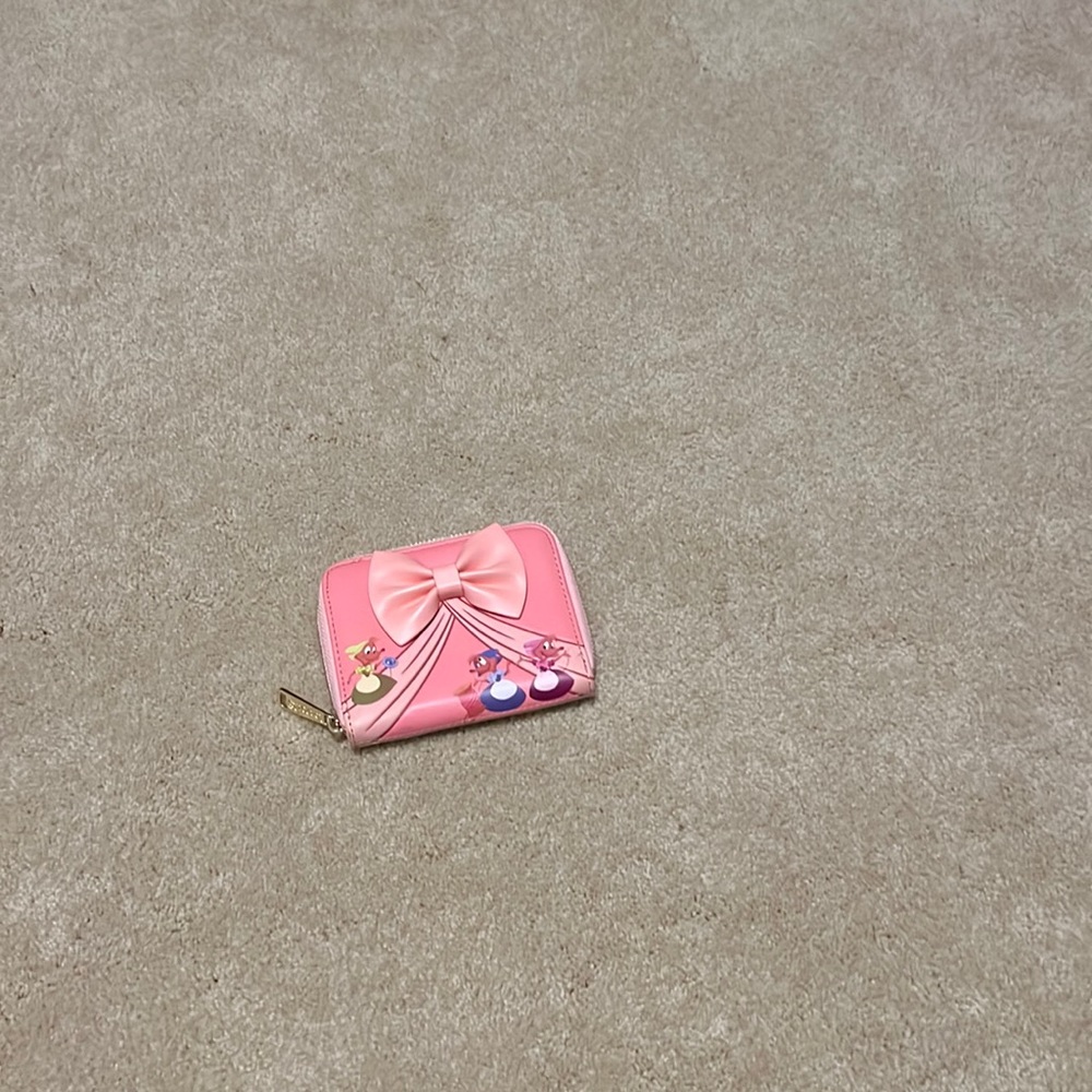 Cinderella mouse wallet